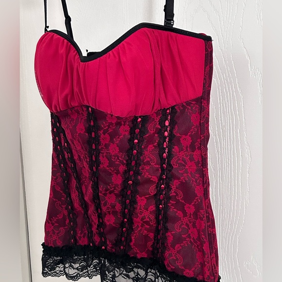 Just Sexy Lingerie | Red and Black Lace Bustier | Size Large - Picture 2 of 6